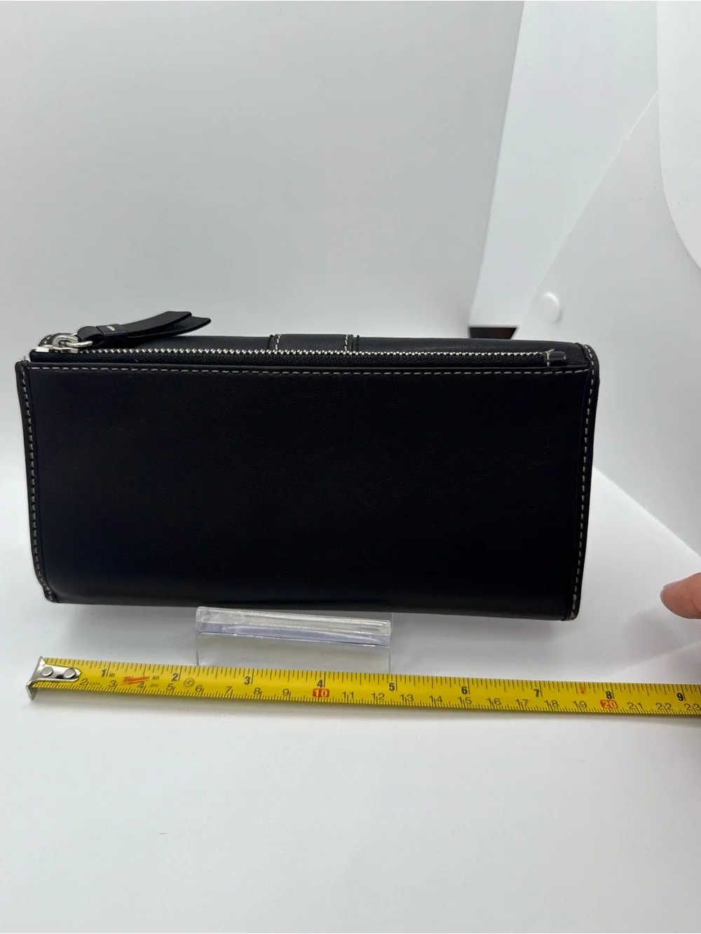Coach Legacy Black Leather Wallet Lavender Interior - Picture 7 of 15